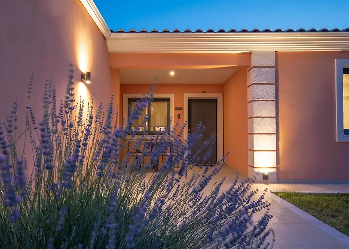 Perithia Suites *
