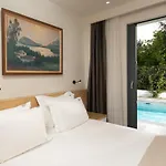 Perithia Suites *
