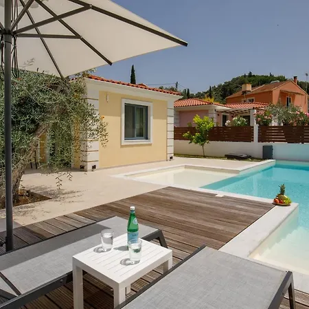Perithia Suites *