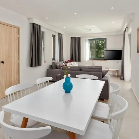 Perithia Suites