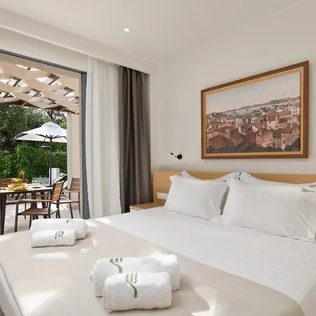 Perithia Suites Semesterbostad Peritheia