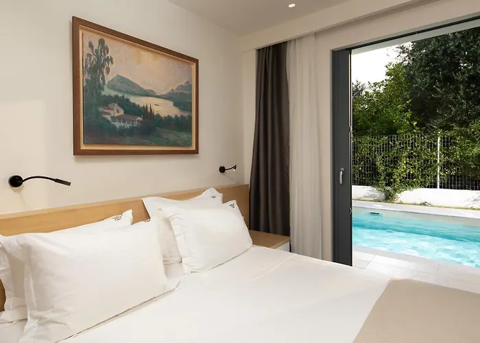Perithia Suites *